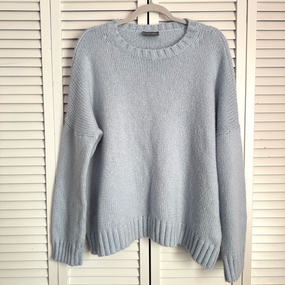 Wooden Ships Tomboy Slouchy Blue Crewneck Sweater Lightweight Size M/L - Picture 3 of 9